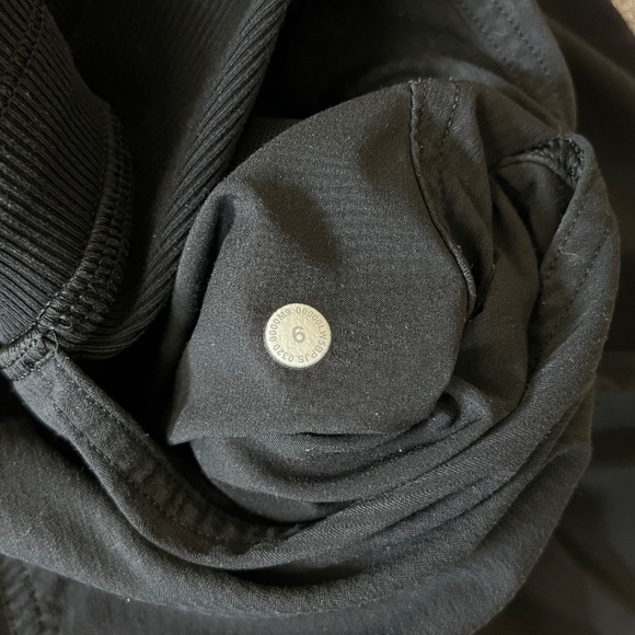 Lululemon Dance Studio Jogger 29" Pants - Women's Size 6 - Black - Picture 6 of 11